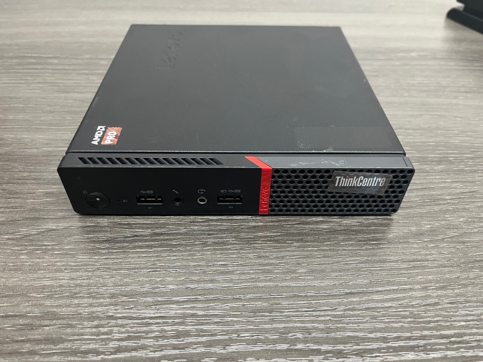 Lenovo ThinkCentre M715q Mini AMD A12-9800e 3.1GHz 8GB 128GB M.2
