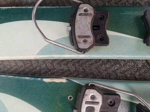 LINE Snowblades
