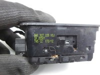 VW Sharan 7N II 10-15 Schalter Handbremsschalter Feststellbremse VW Sharan 7N II 10-15 09.05.2012 5N0927225A... Vorschau 5