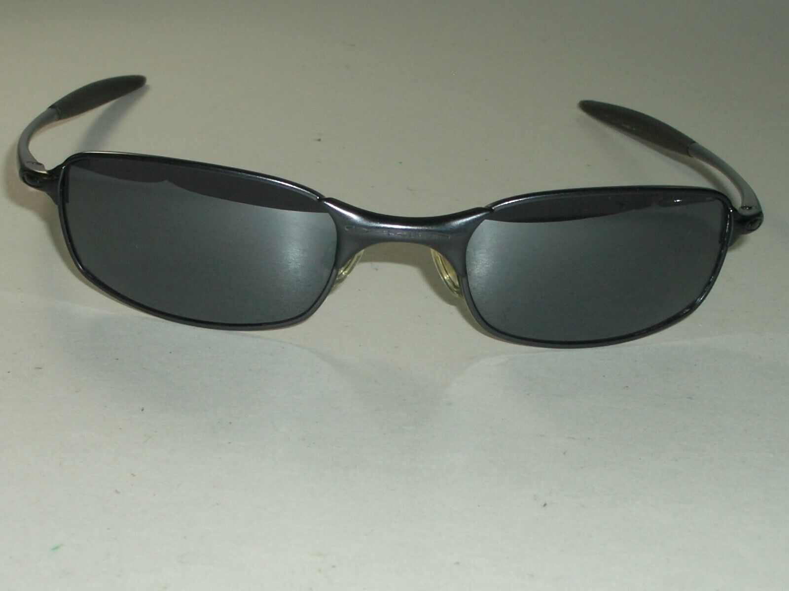 OAKLEY SQUARE WIRE 2.0 MIRRORED VIOLET SLEEK SPORT WRAP FLEX OAKLEY SQUARE WIRE 2.0 MIRRORED VIOLET SLEEK SPORT WRAP FLEX