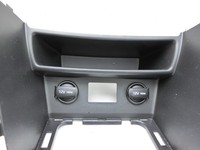 Hyundai Kona OS 17-20 Blende Mittelkonsole mit 12V Steckdosen 180W Hyundai Kona OS 17-20 03.08.2018 84680J9070TRY... Vorschau 2