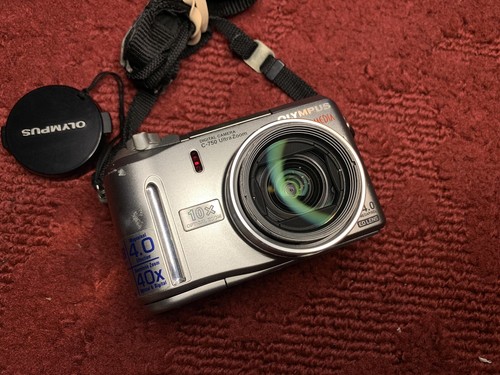 Olympus CAMEDIA C-750 Ultra Zoom Digital Camera | 10x