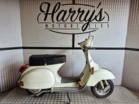 Vespa px150 Douglas 1984 ,6000 miles , historic classic scooter 