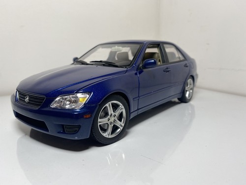 No.185 ミニカー 1/18 AUTO art LEXUS RX300 No.185 ミニカー 1/18 AUTO art LEXUS RX300 No.185 Minicar 1
