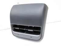 Tesla Model 3 Perf 20-23 Luftdusche Luftdüse Mitte Hinten Tesla Model 3 Perf 20-23 18.04.2023 1087928-00-B... Vorschau 4