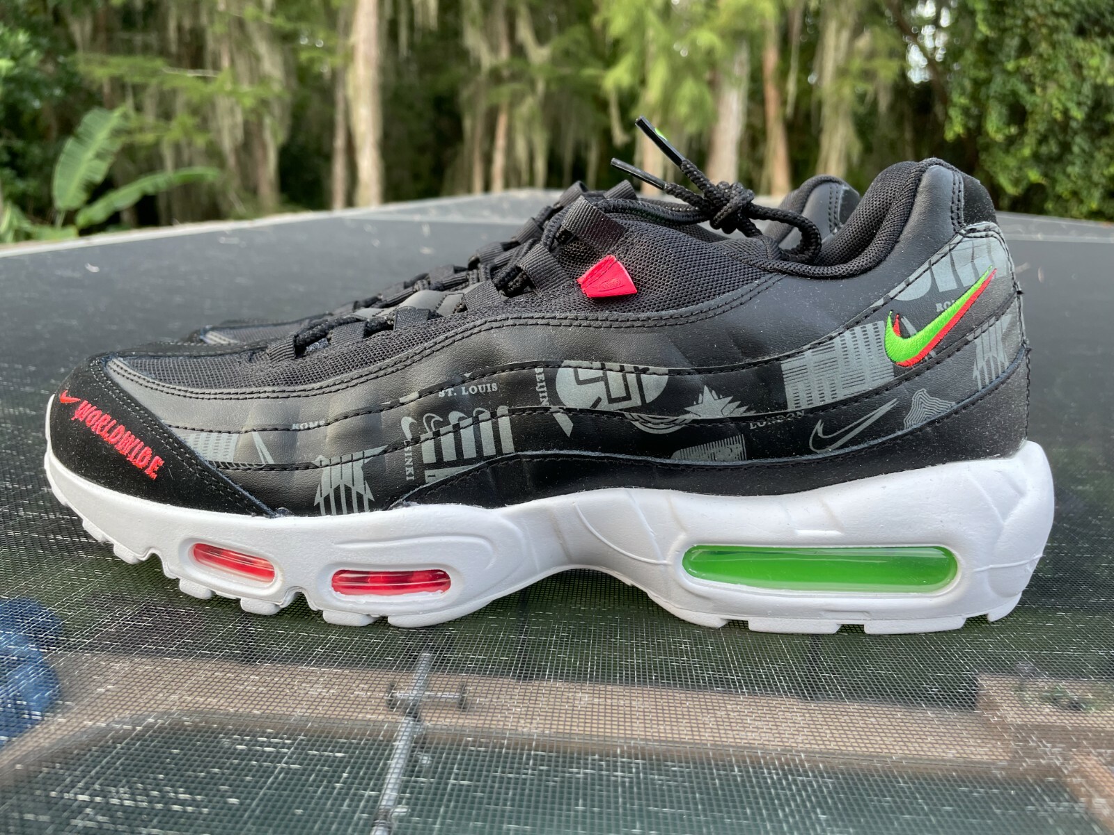 New Nike Air Max 95 Worldwide Pack Black Size 14 (CQ9743-001 New Nike Air Max 95 Worldwide Pack Black Size 14 (CQ9743-001