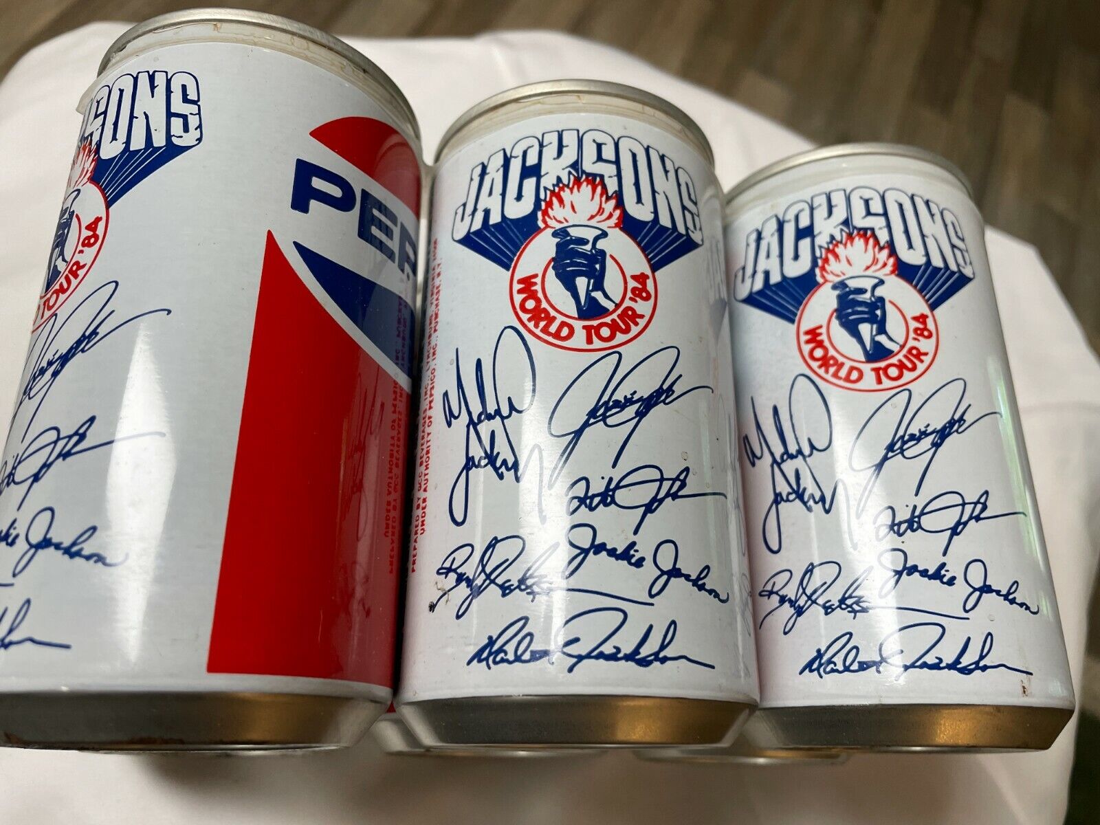 Jacksons World Tour '84 6 Pack Pepsi Cans Collectors item Jacksons World Tour '84 6 Pack Pepsi Cans Collectors item