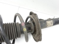 VW Passat 3G 14-19 Kombi Stossdämpfer Federbein Vorne Rechts VW Passat 3G 14-19 11.04.2016 3Q0413031BN 824904010024... Vorschau 3