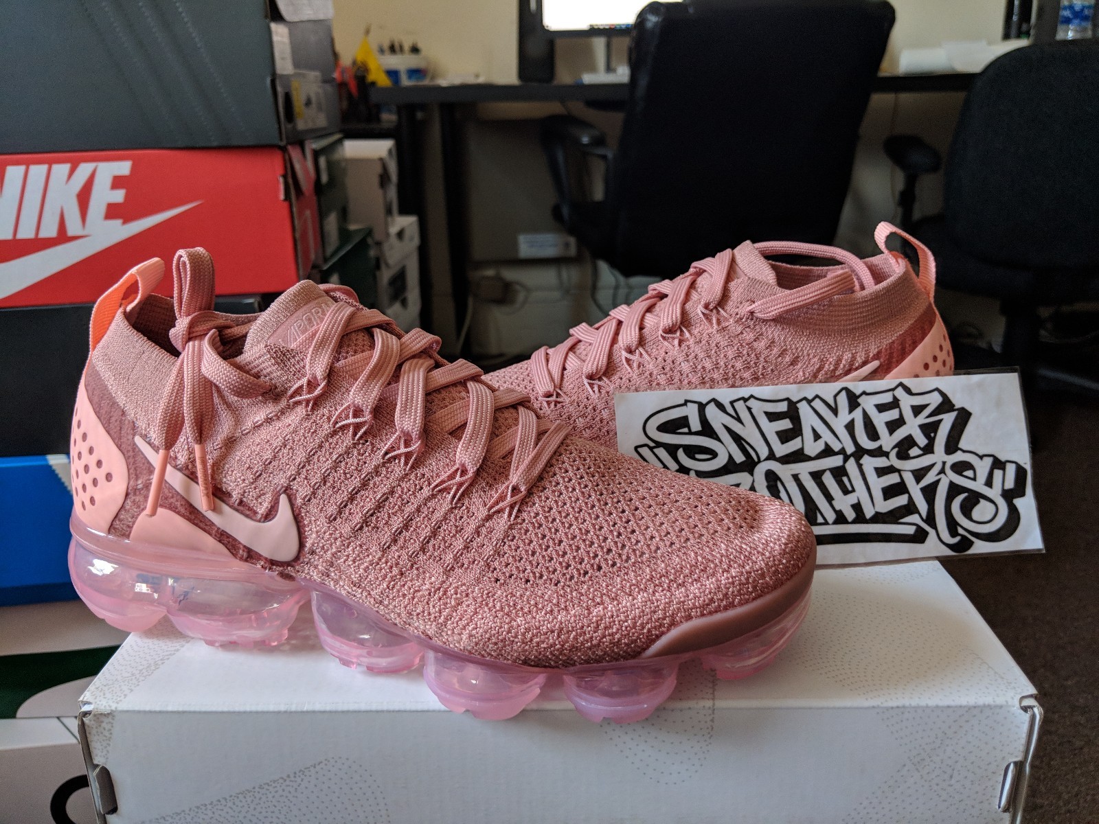 nike vapormax 2 rust pink
