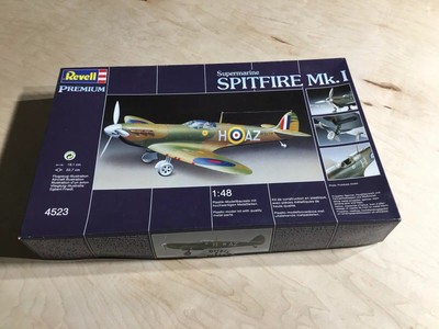 Revell Premium Supermarine Spitfire Mk. I 4523 1/48 Model Kit