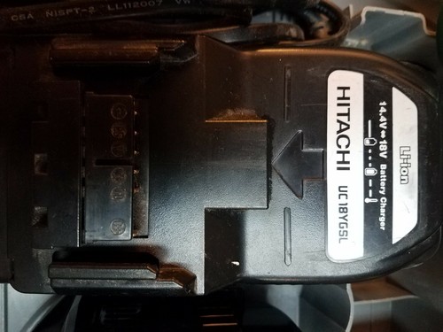 Hitachi 18 Volt Cordless Impact Driver Wh18dsal with case and one battery.