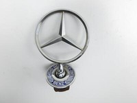 Mercedes S-Kl. W220 S350 02-05 Emblem Logo Mercedes S-Kl. W220 S350 02-05 01.03.2004 A2207500185 gebraucht Vorschau 2