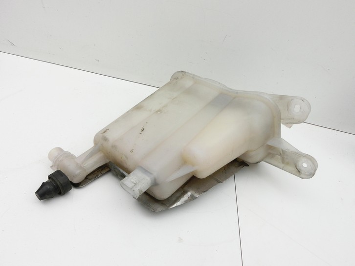 Audi A5 8T QU 07-12 TDI 2,7 191KW Ausgleichsbehälter f. Kühlmittel Audi A5 8T QU 07-12 22.10.2007 8K0121405E gebraucht Vorschau 4