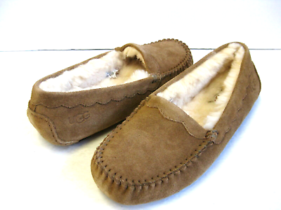 Ugg scalloped deals suede slipper
