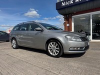 2014 Volkswagen Passat 2.0 TDI BMT Executive 5dr DSG ++ NAV / LEATHER / 12 SERVI