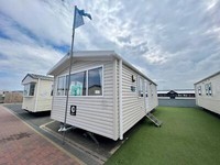 Perfect starter caravan sited on owners only park with incredible views 