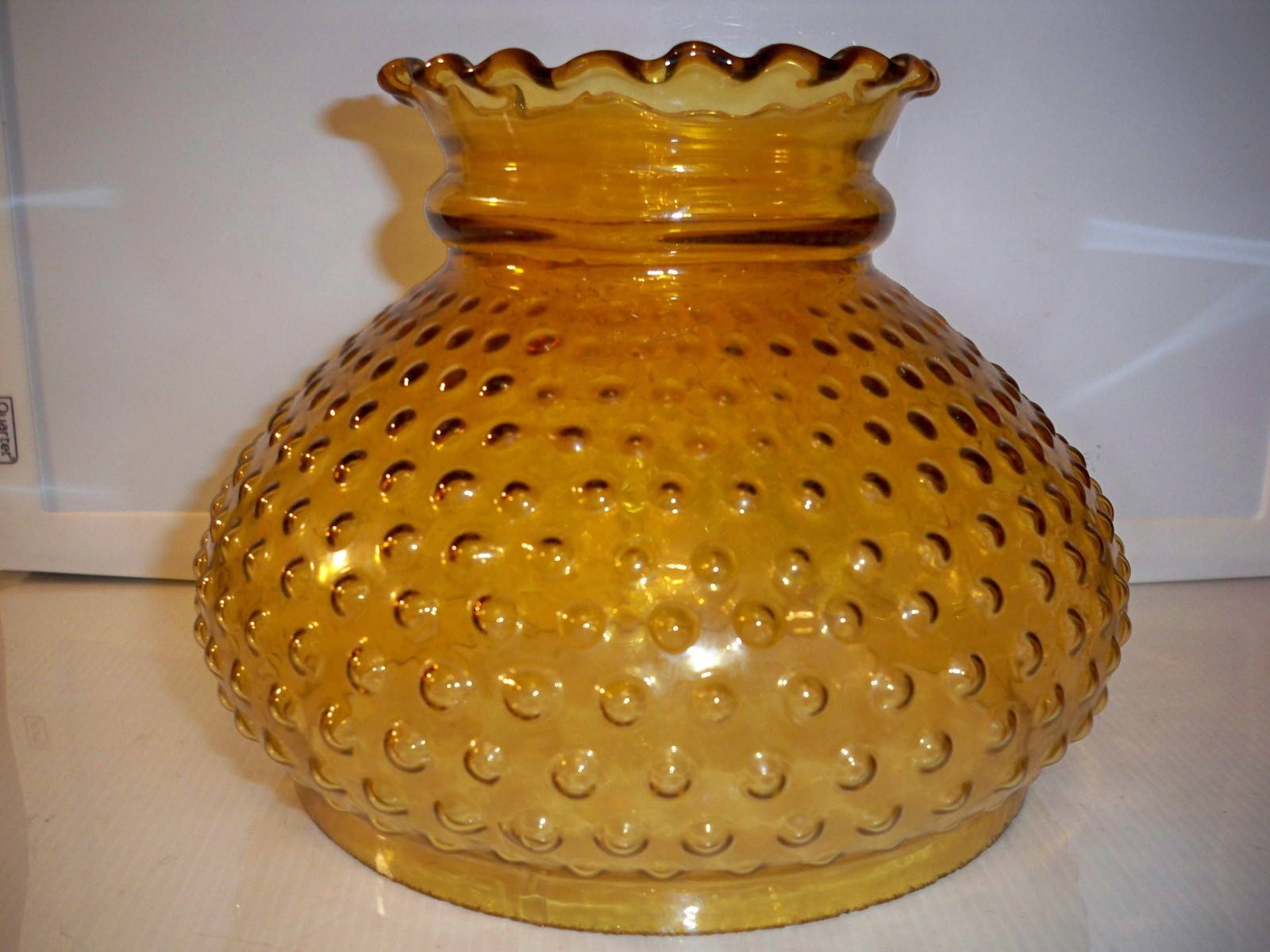 VINTAGE AMBER GLASS HOBNAIL LAMP SHADE