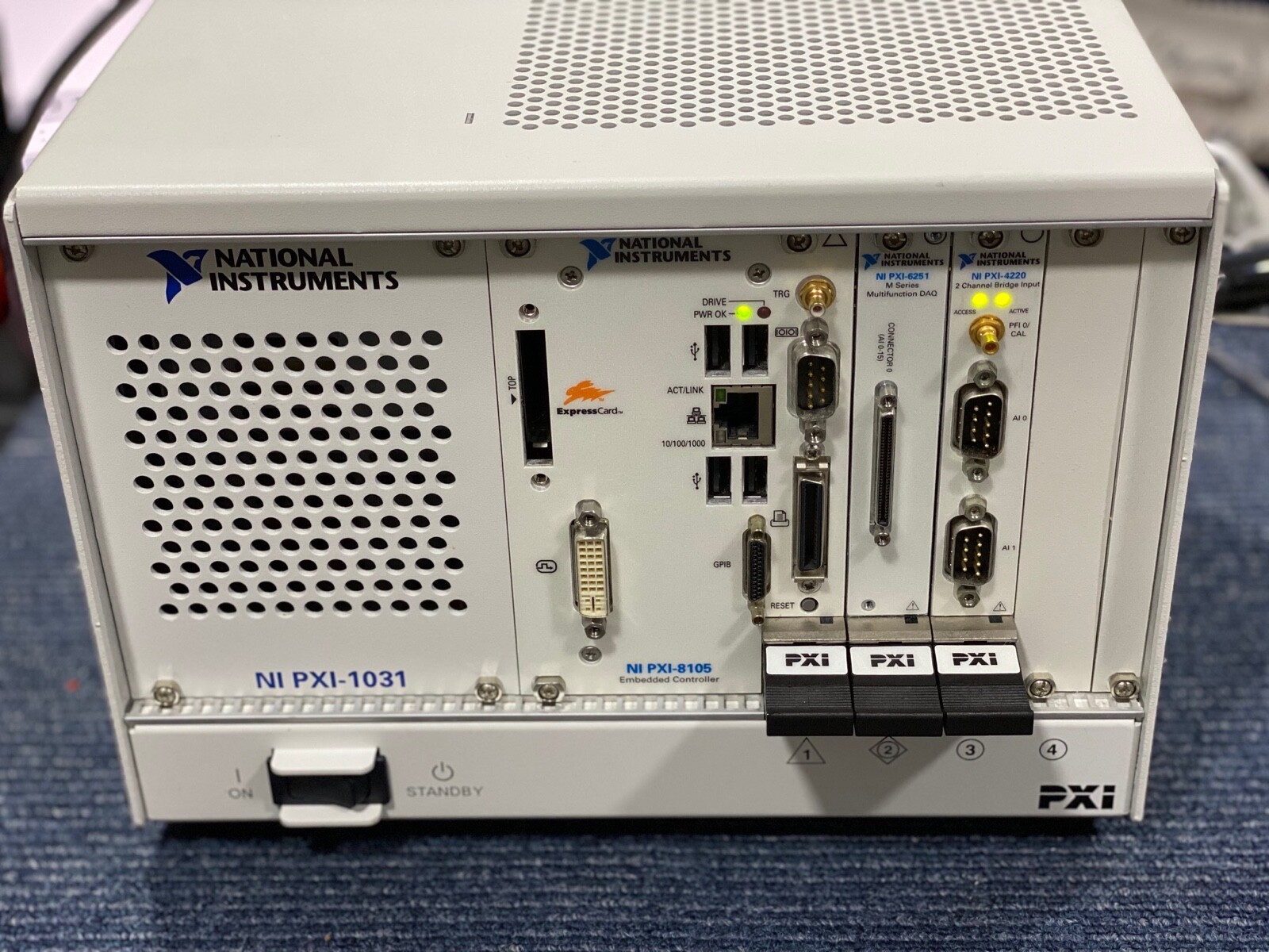 NATIONAL INSTRUMENTS NI PXI-1031 CHASSIS With PXI-8105 , PXI NATIONAL INSTRUMENTS NI PXI-1031 CHASSIS With PXI-8105 , PXI