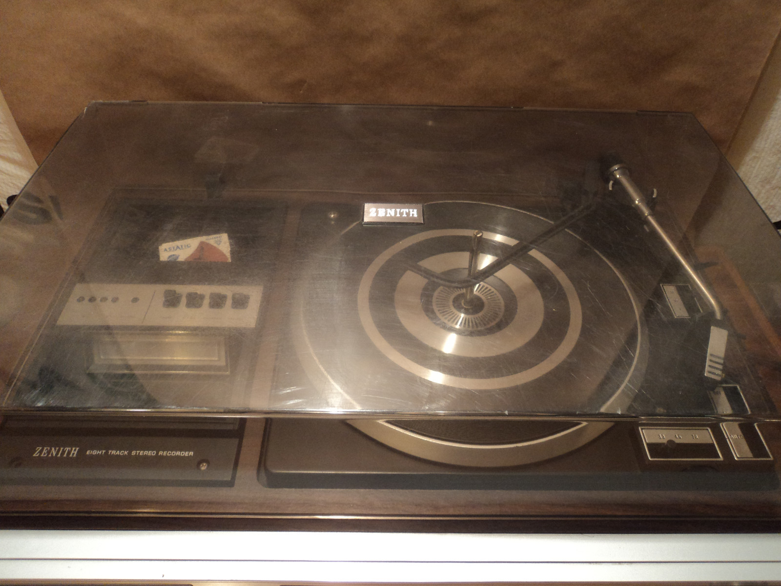 Vintage Zenith Model IS 4140 Turntable, Cassette, 8-track player, Radio receiver