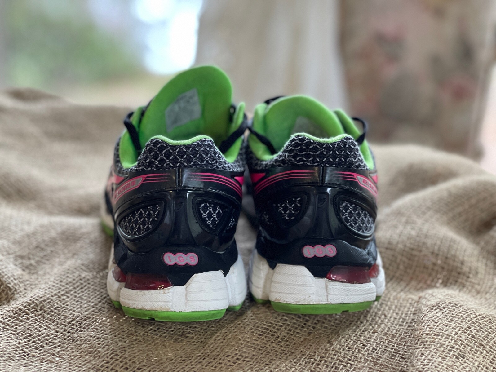 Asics gel kayano dynamic duomax sales
