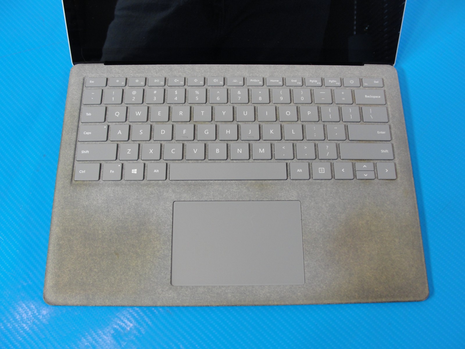 Microsoft Surface Laptop 2 i5-8350U 8GB RAM 256GB SSD Win 11 Pro - Thumbnail 7