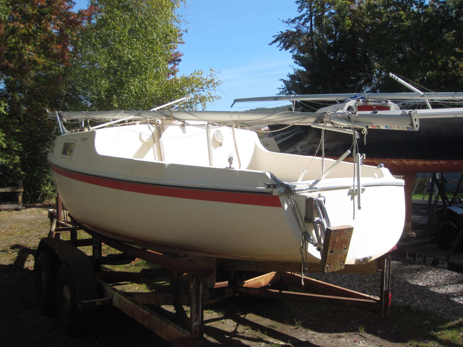 San Juan 21 Sailboat with Trailer - NO RESERVE