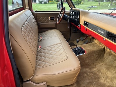 image 12 of interior