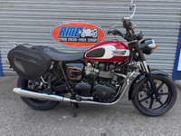 Triumph Bonneville Newchurch 865