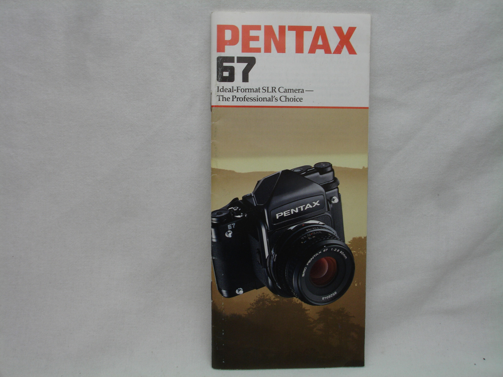 pentax  6x7　　03137〜03139 Pentax 67 MLU 6X7 camera with metered prism and SMC 105mm F2