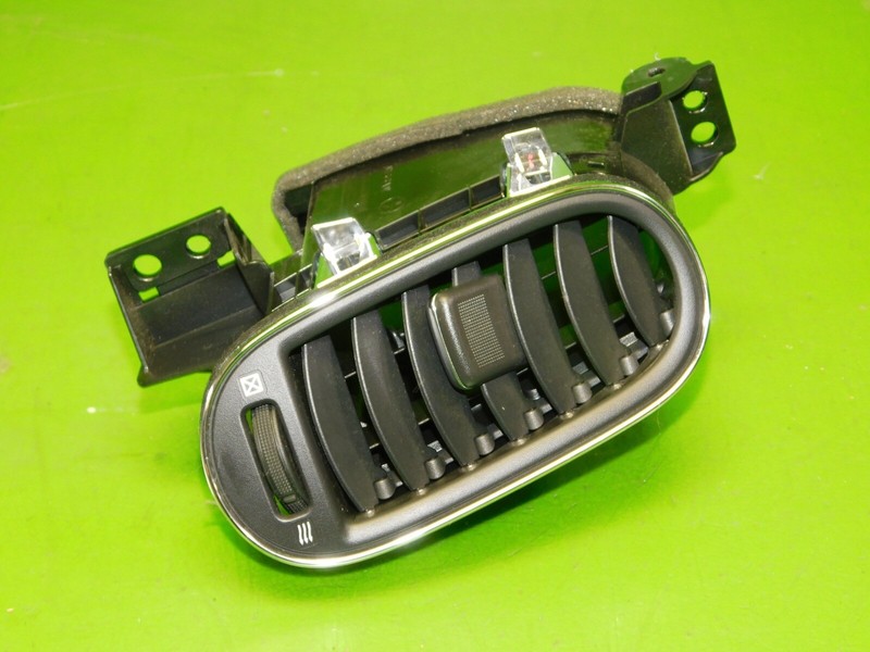 14-17 Infiniti QX50 OEM driver left middle dash heater air AC climate vent