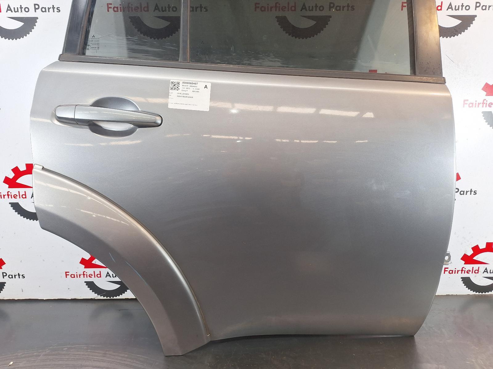 2015 Mitsubishi Challenger KH/PB-PC 11/2009-12/2015 RIGHT REAR DOOR SILVER NON MOULD image 2