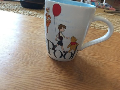 Winnie the Pooh Disney Store mug, whole family, Christopher, Eeyore, Tigger...