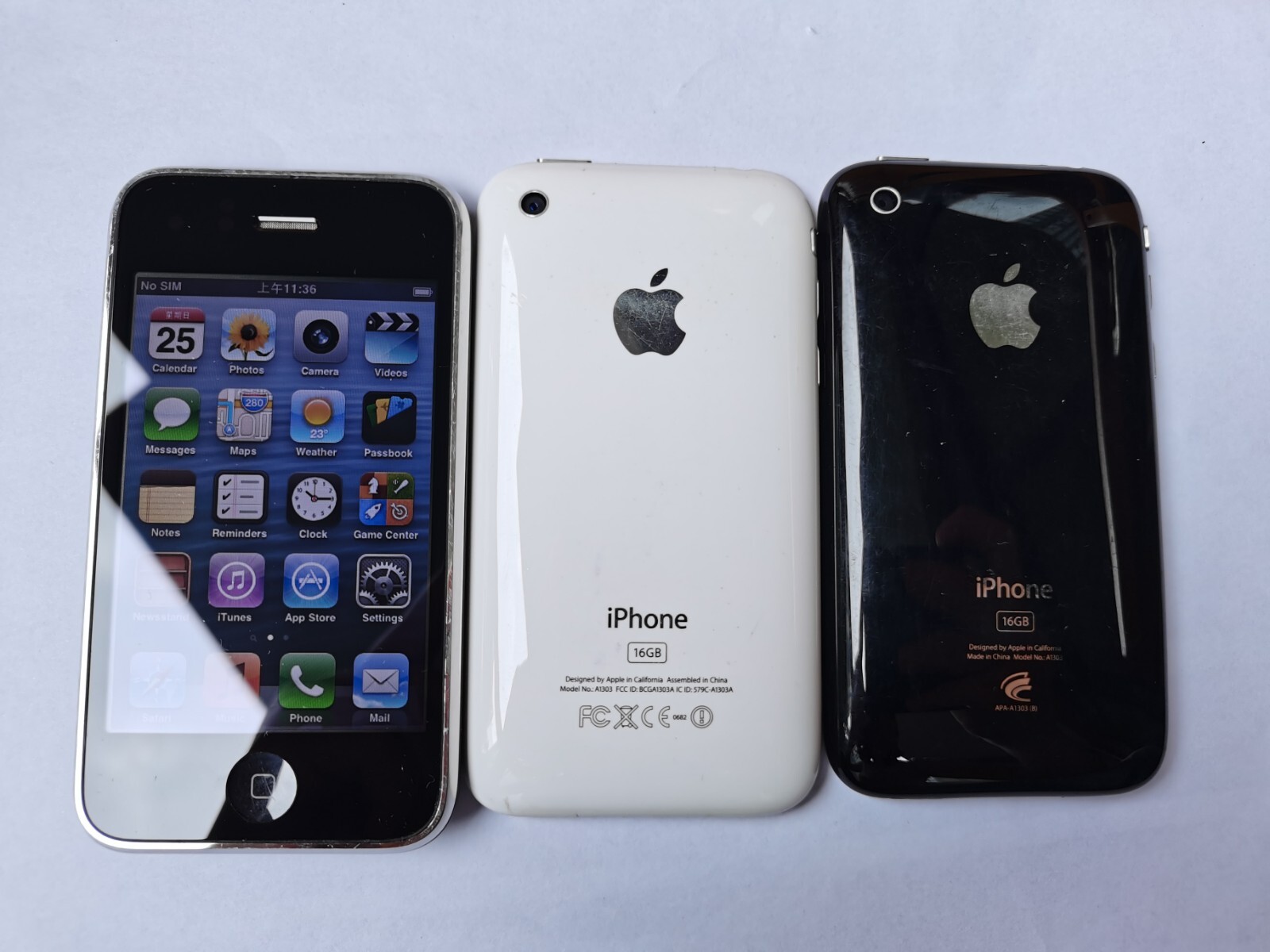 iOS 3 Apple iPhone 3GS - 8G 16G 32GB (Unlocked) A1303 (GSM iOS 3 Apple iPhone 3GS - 8G 16G 32GB (Unlocked) A1303 (GSM