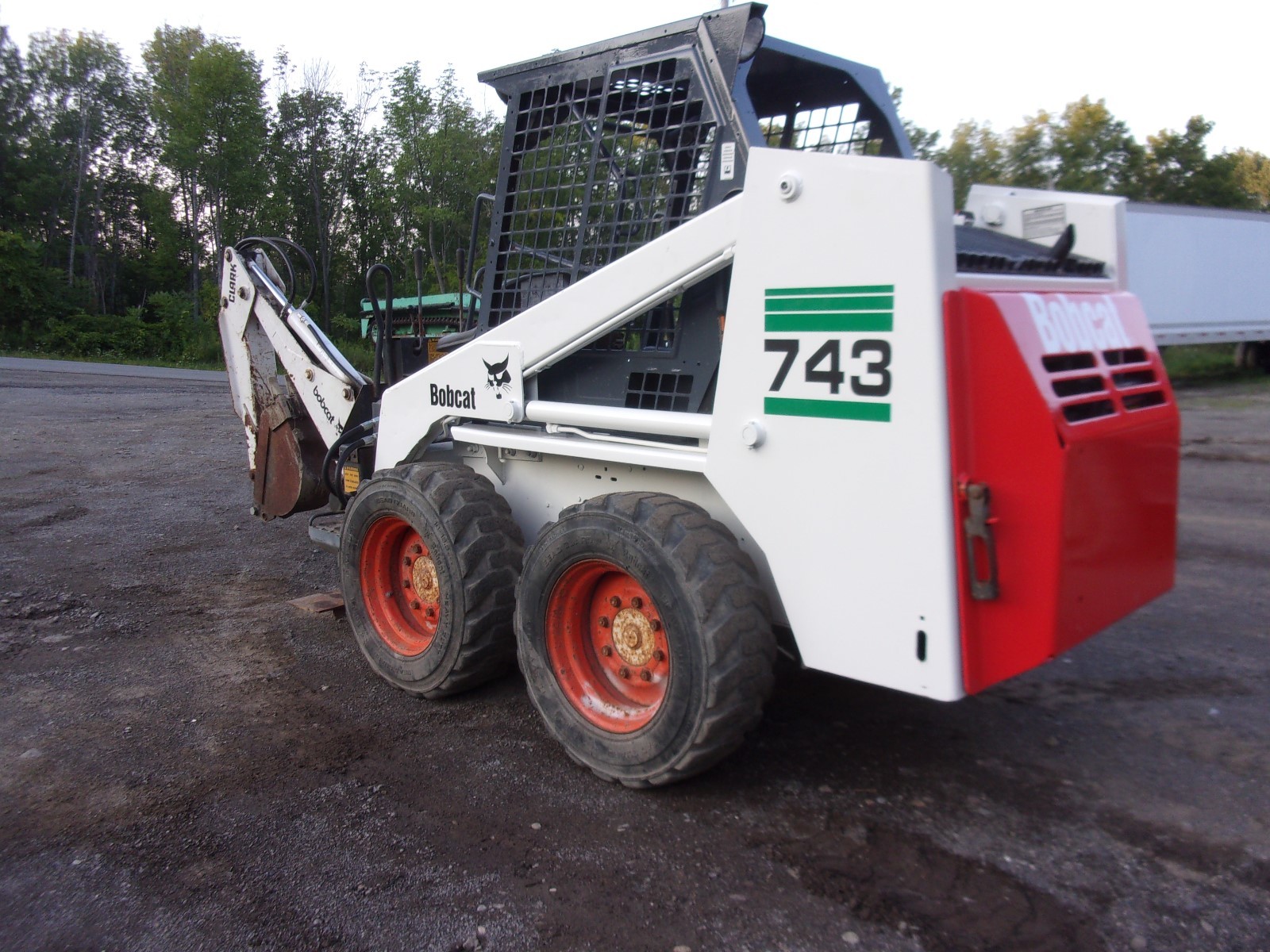 Bobcat 743 Skid Steer w/ 907 Backhoe Attachment and bucket ,Kubota Diesel