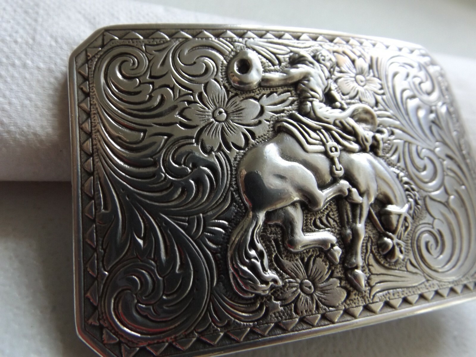 Western Cowboy Riding Bucking Horse, Rodeo, Silver Tone, Belt Buckle, NEW
