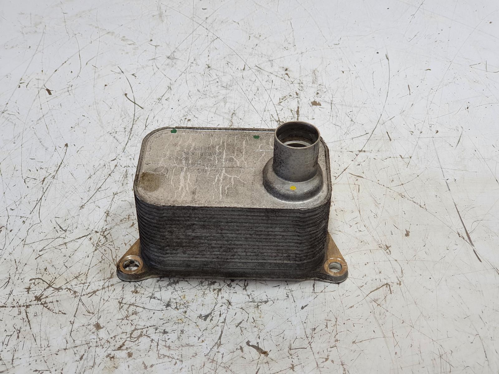 2010 Audi A5 8T ENGINE OIL COOLER 10/07-12/11 06J117021J image 3