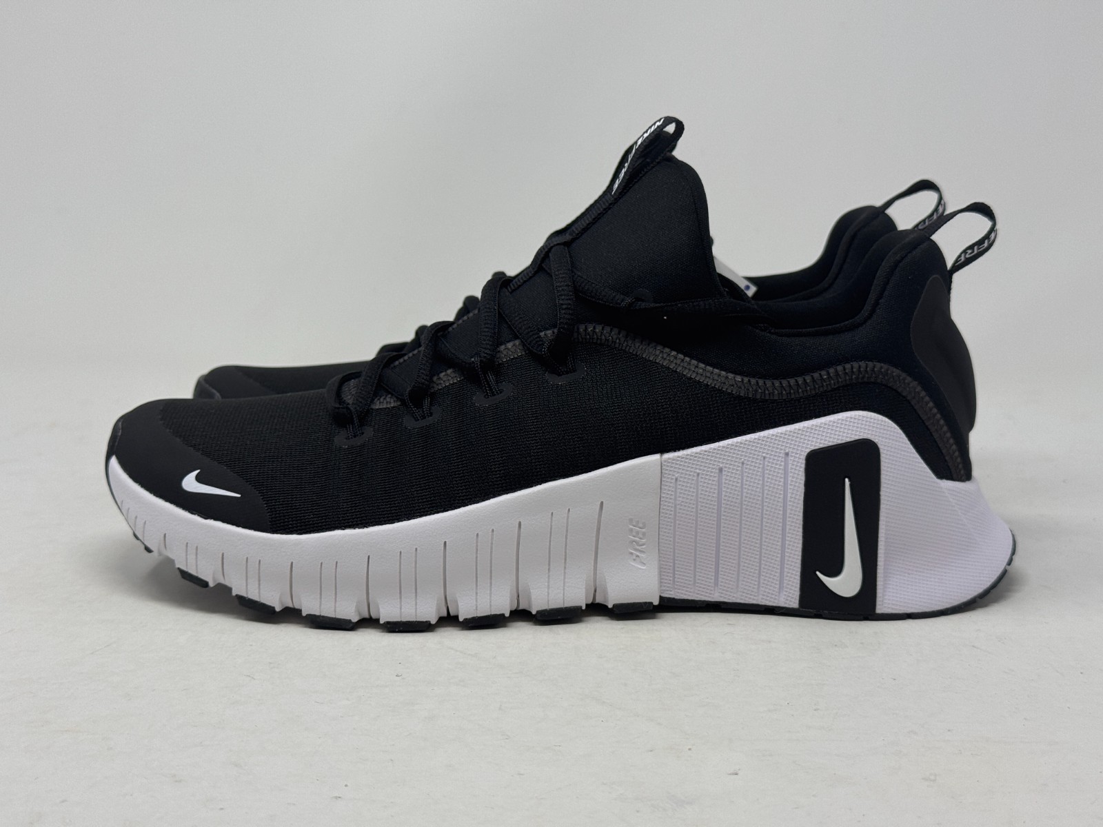 Size 9 - Nike Free Metcon 6 Training Shoe Black White Men's