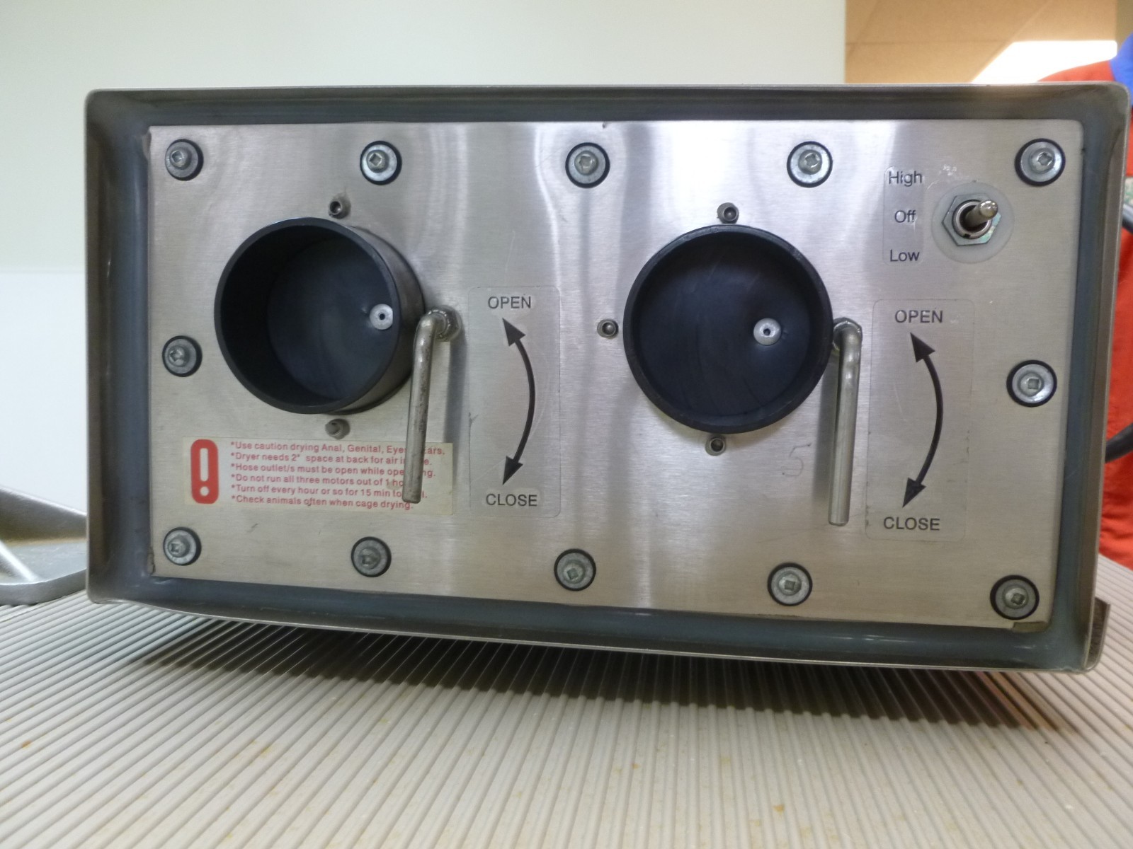 Lange Dual Cage Pet Groomer Dryer - Model TM0713 Includes Hoses and Attachments