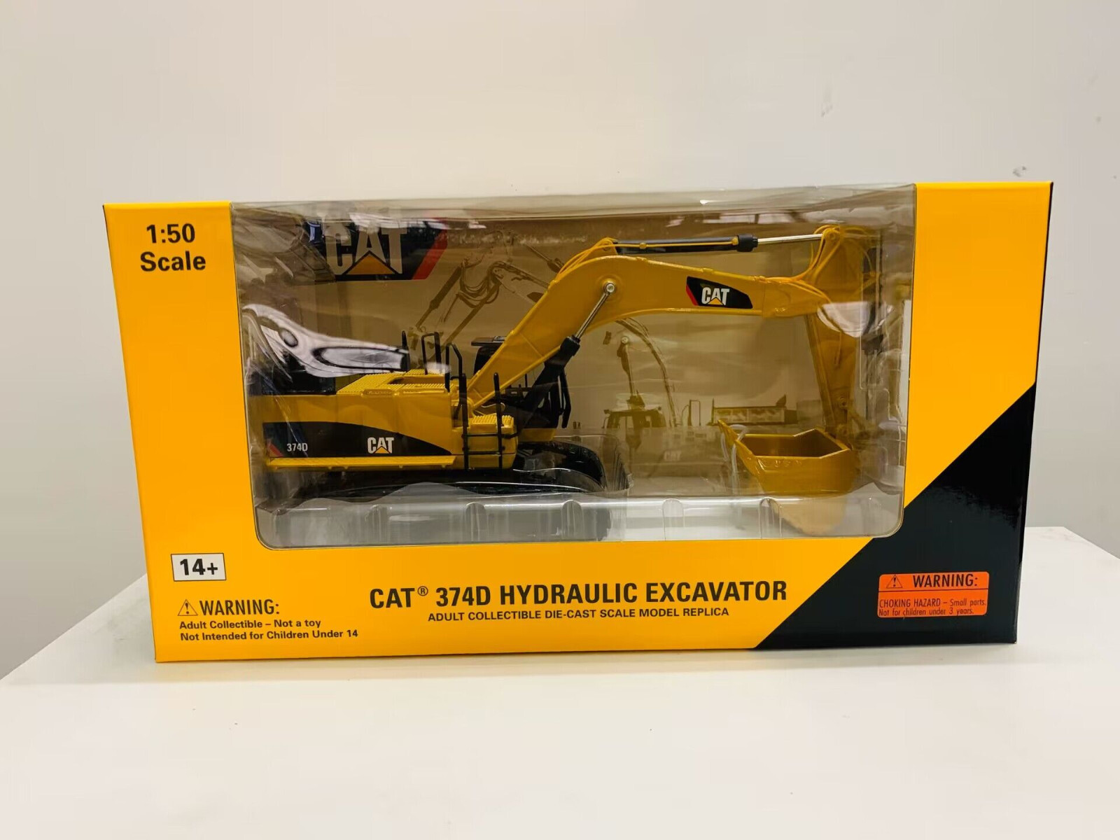 Norscot Caterpillar Cat 374D Hydraulic Excavator 1/50 Scale Norscot Caterpillar Cat 374D Hydraulic Excavator 1/50 Scale