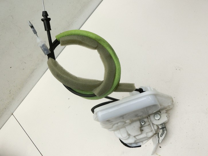 Mazda 6 GJ 15-18 Kombi Türschloss m. ZV Stellmotor Rechts Vorne Mazda 6 GJ 15-18 16.10.2015 6B16-A0390 gebraucht Vorschau 6