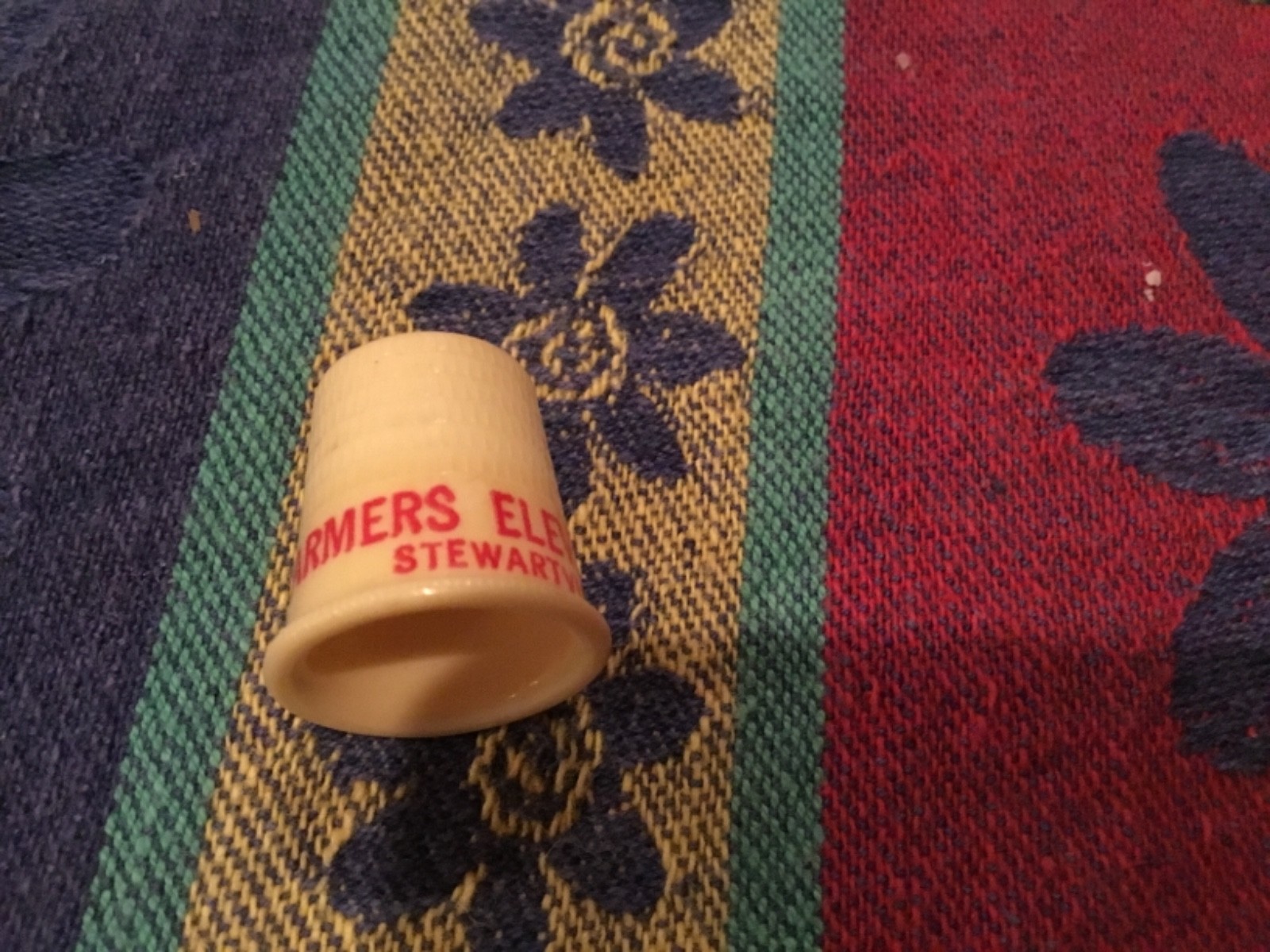 Lot of 9 Sewing  thimbles Advertising Plastic Metal +
