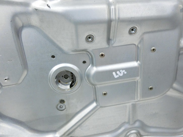 Volvo V70 135 07-13 Kombi Fensterheber o. FH-Motor Links Vorne Volvo V70 135 07-13 17.06.2010 6026721232034758 gebraucht Vorschau 3