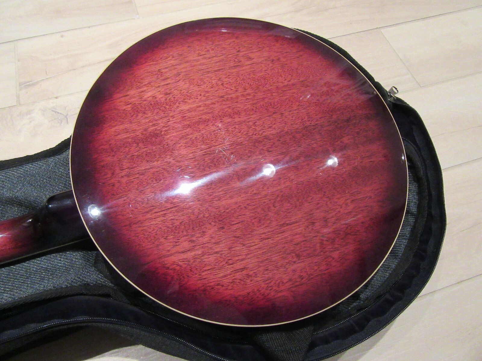 Fender 5-string banjo with the case, model CD07080045
