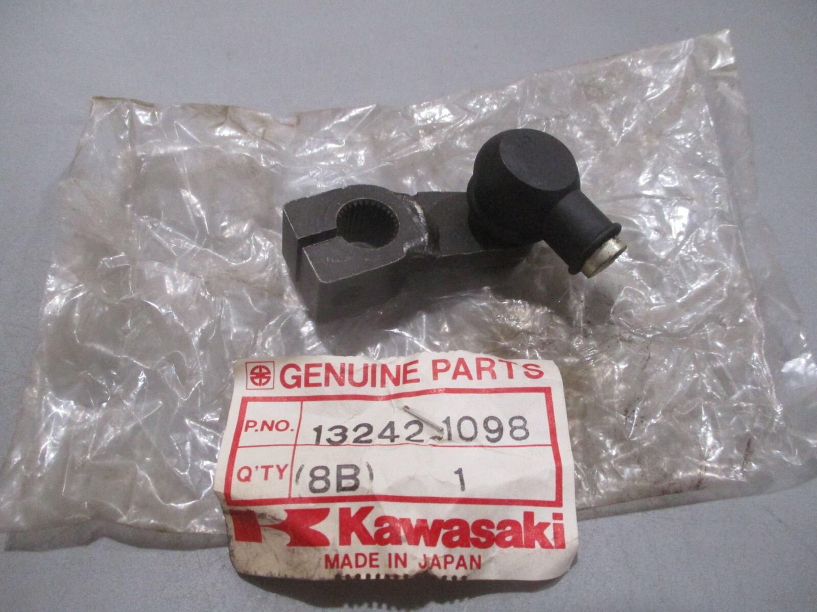 NOS Kawasaki OEM Change Lever Assembly 1984-1985 ZX750