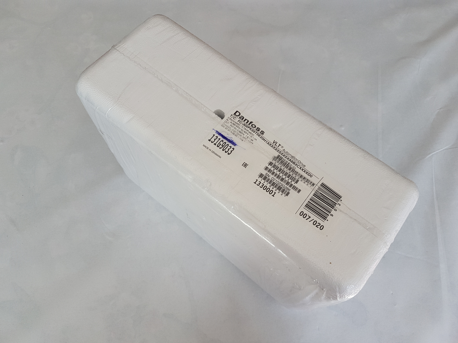 Danfoss Frequenzumrichter VLT FC-302PK55T5E20H1 0,55 KW Neu in OVP