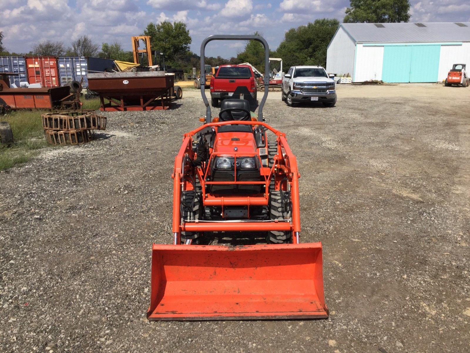 2006 Kubota B7610 Tractor, LA352 Front Loader, 4WD, Hydro, 756 hours