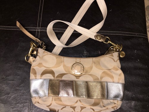 Coach B1249-F19201 Signature Patent Leather Hobo Handbag