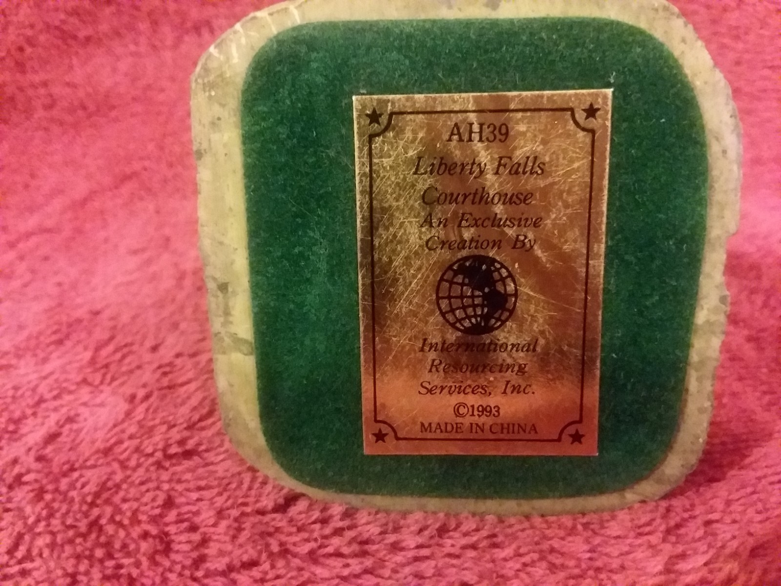 Liberty Falls AH39 Liberty Falls Courthouse 1993 International Resources