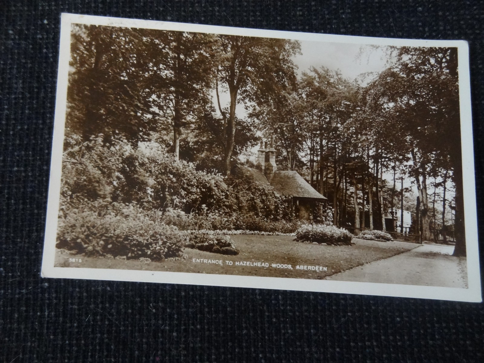 Entrance to Hazelhead Woods Aberdeen Postcard - 120804