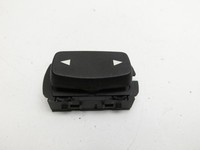 Volvo V40 525 12-16 Sitzverstellung Schalter Rechts Vorne Volvo V40 525 12-16 01.01.2013 922785501 17909710... Vorschau 2
